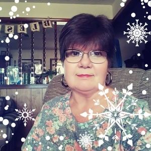 Meet your Posher, Eva